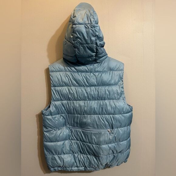 Athleta Aire Puffer Vest - Picture 13 of 13